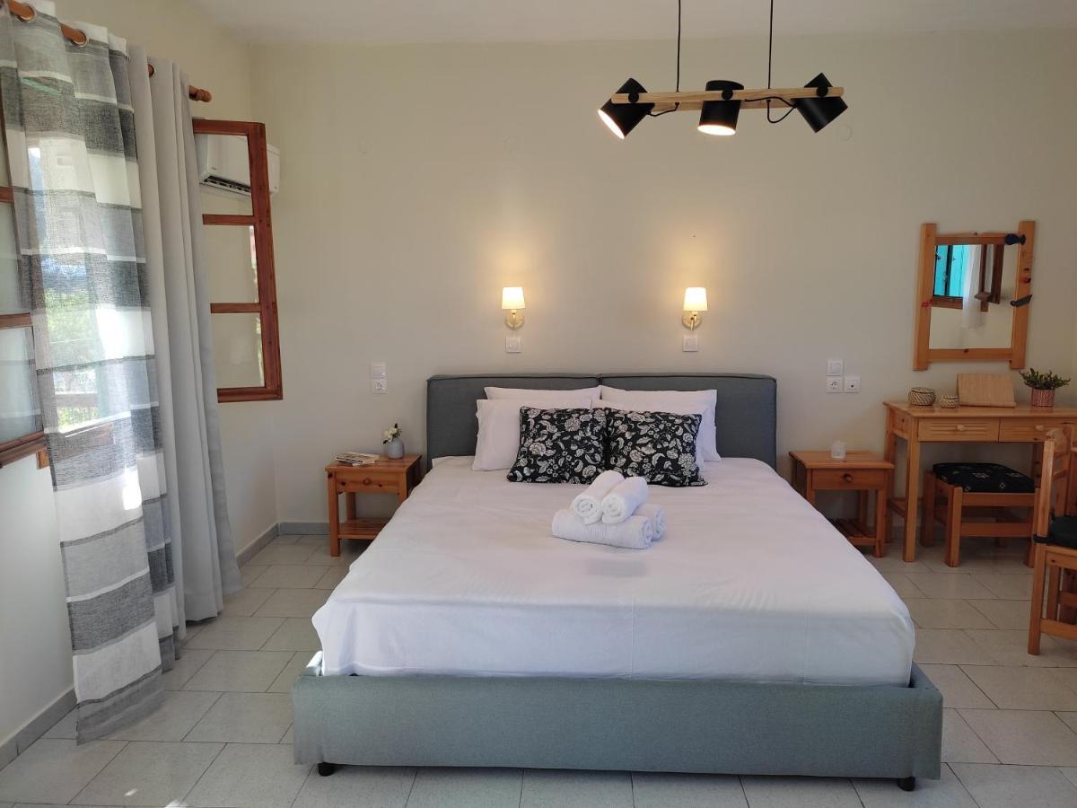 Dafnes Hotel Skopelos Town Exterior photo